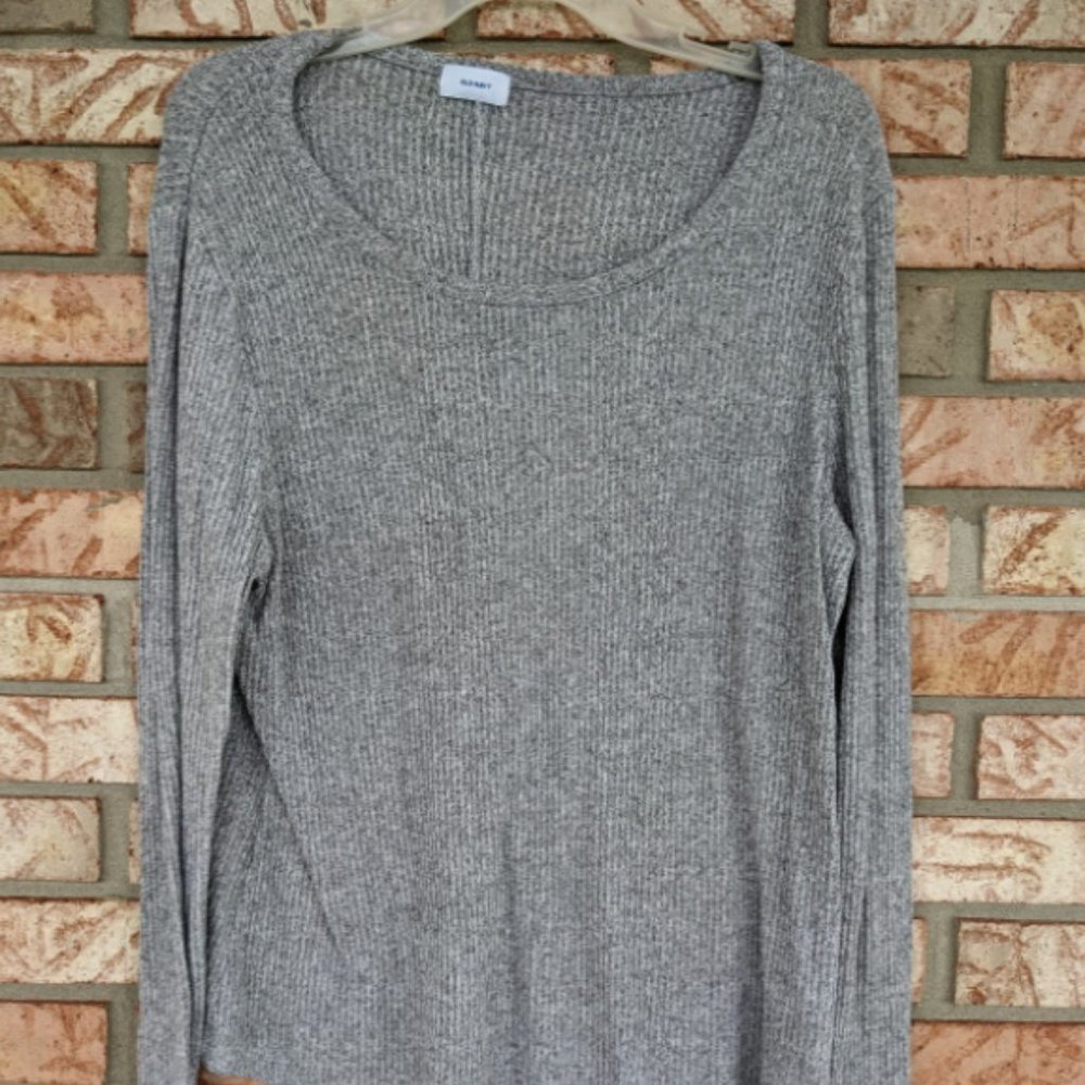 Old Navy-Woman Sweater/Tunic-Gray-Scoop Neck-Ribbed-Long Sleeve-Light-Size Large